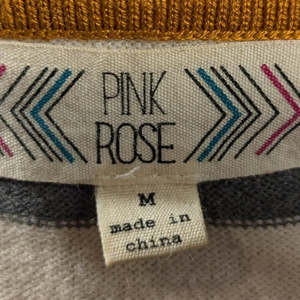 V-Neck Patchwork Sweater - Picture 4 of 4